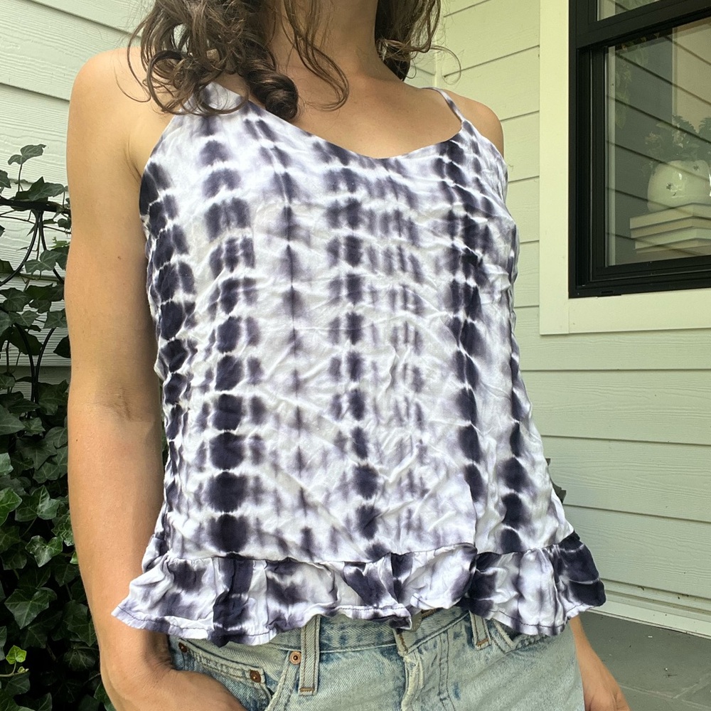 Chic Black and White Tie-Dye Camisole